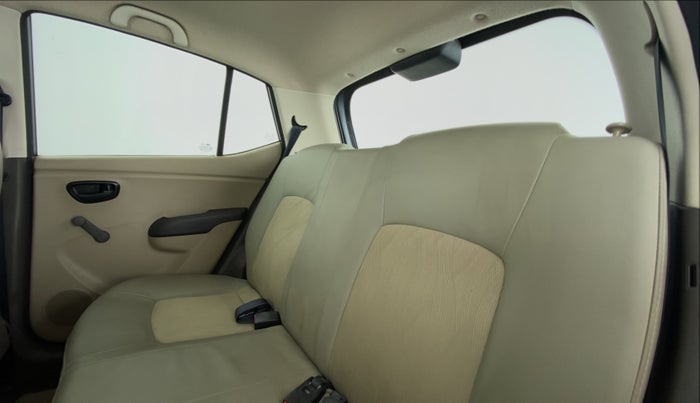 2011 Hyundai i10 ERA 1.1 IRDE, Petrol, Manual, 33,360 km, Right Side Rear Door Cabin