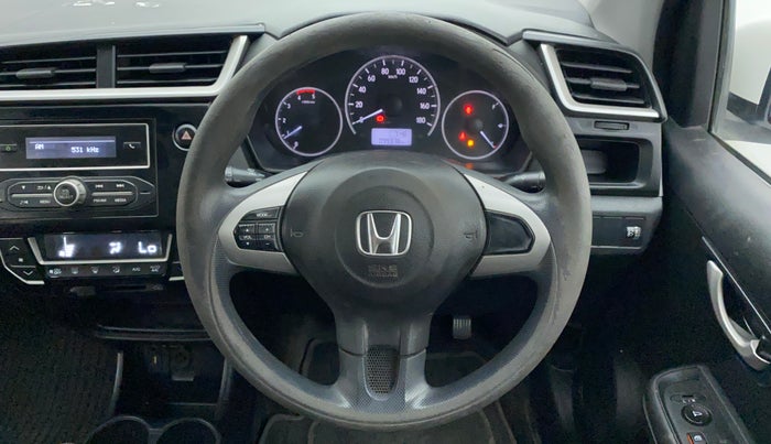 2016 Honda BR-V 1.5L I- DTEC S, Diesel, Manual, 99,378 km, Steering Wheel Close Up
