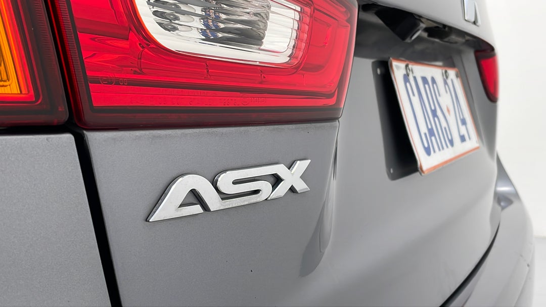 Badge (Boot Left Side)