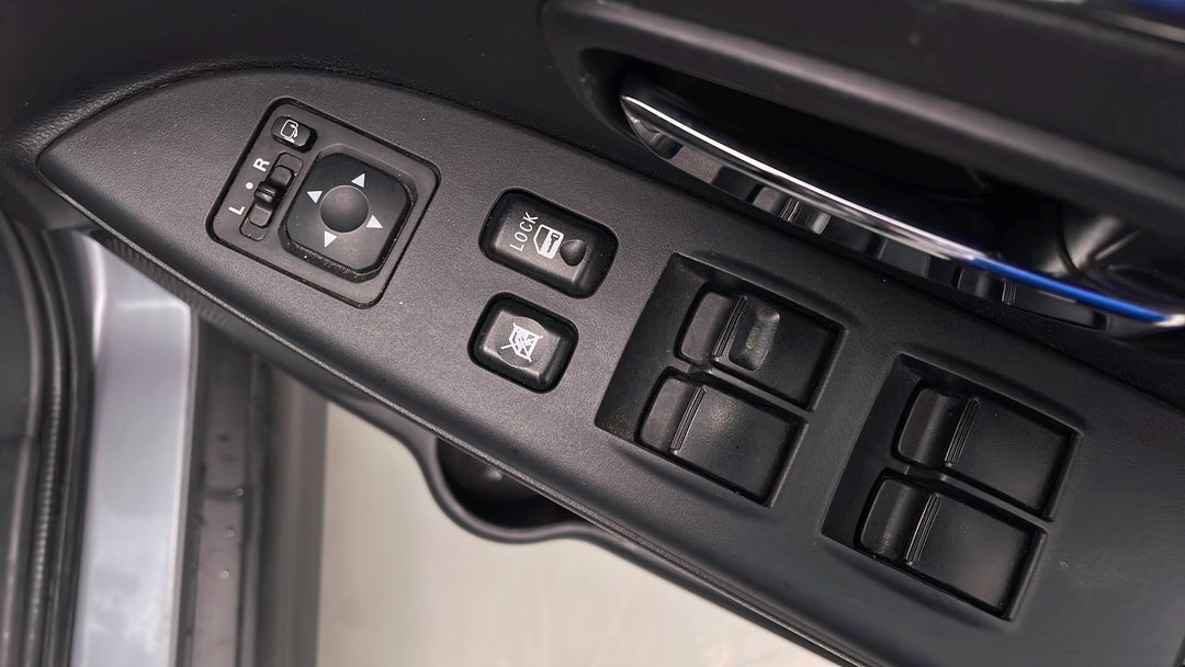Drivers Side Door Panel Controls
