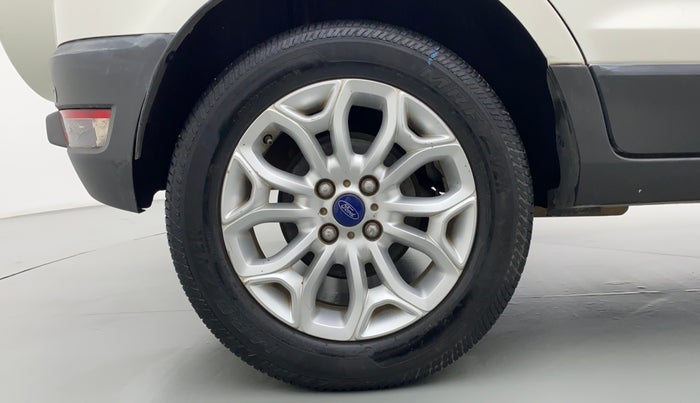 2016 Ford Ecosport 1.5 TITANIUM TI VCT AT, Petrol, Automatic, 66,637 km, Right Rear Wheel