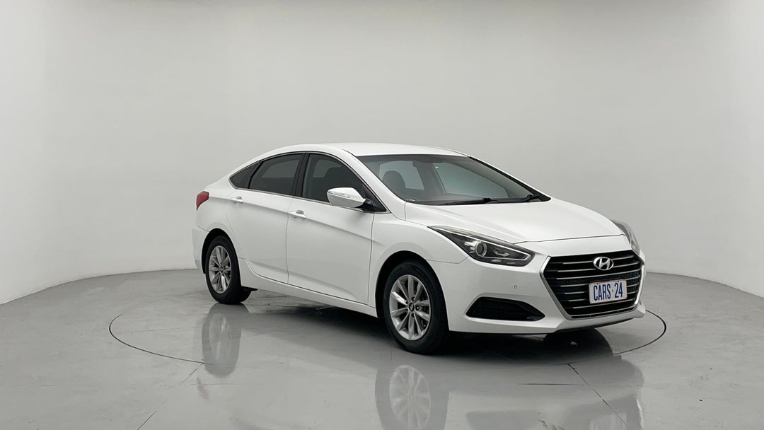 Right Front Diagonal (45- Degree) View