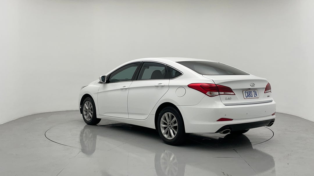 Left Back Diagonal (45- Degree) View