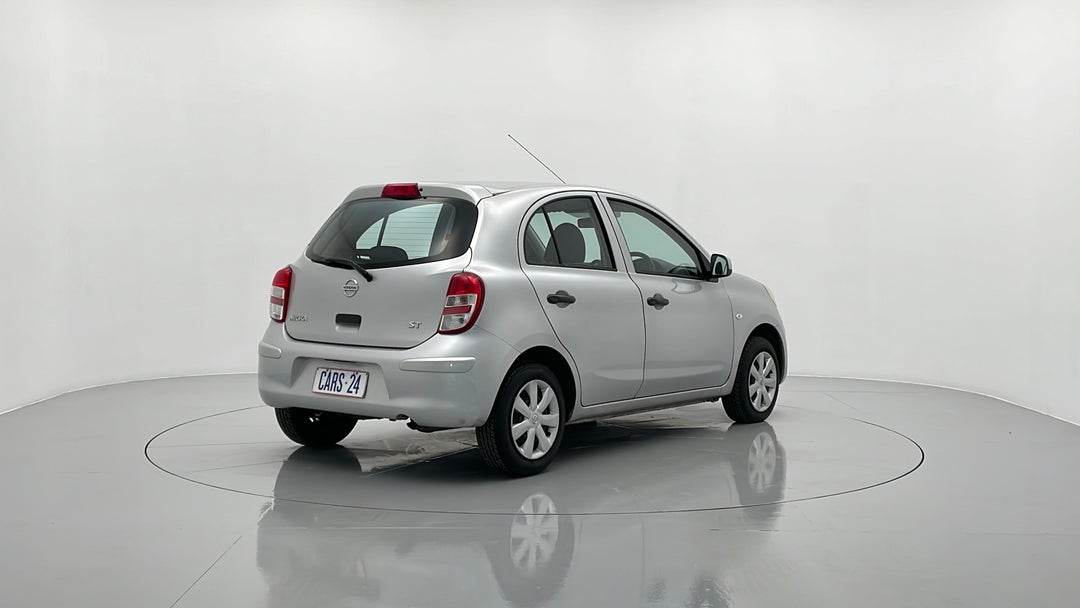 Right Back Diagonal (45- Degree) View