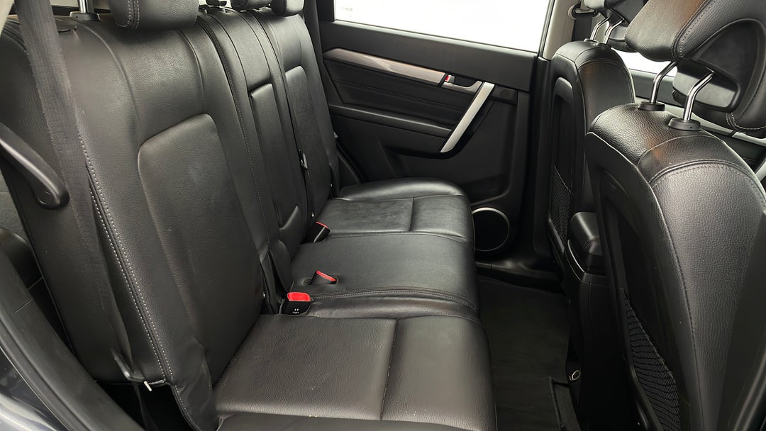 2016 Holden Captiva Ltz, Automatic, 88236 km, Right Side Rear Door Cabin View