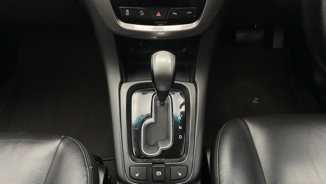 2016 Holden Captiva Ltz, Automatic, 88236 km, Gear Lever 