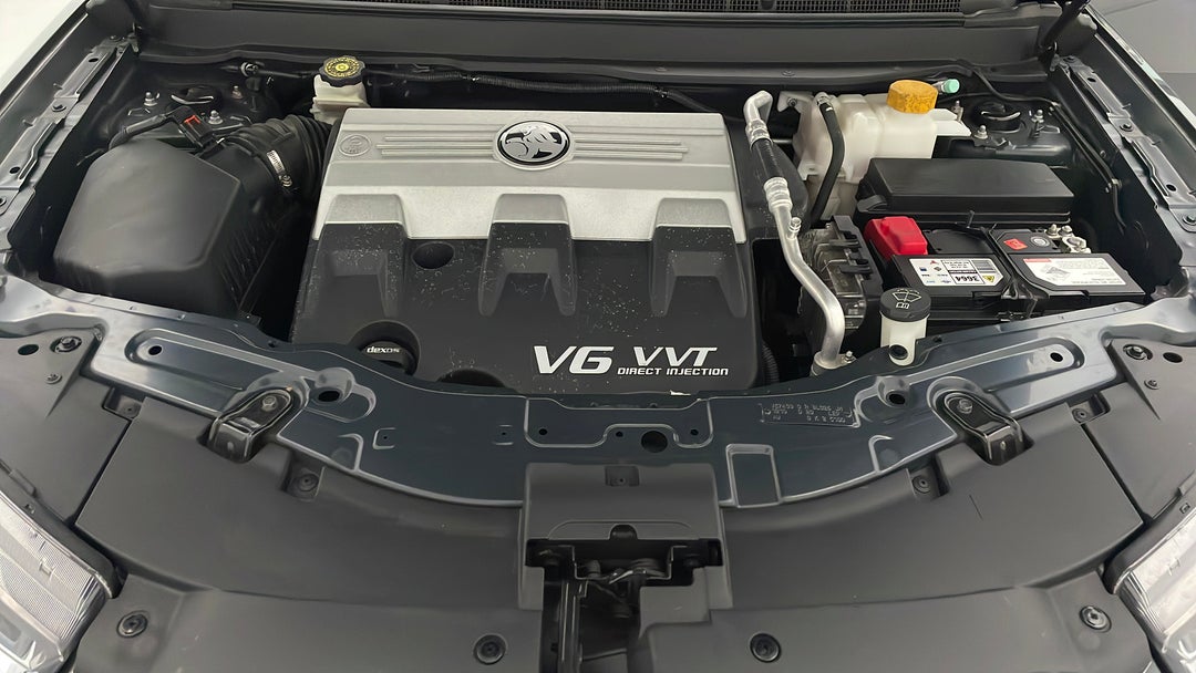 2016 Holden Captiva Ltz, Automatic, 88236 km, Open Bonnet (Engine)