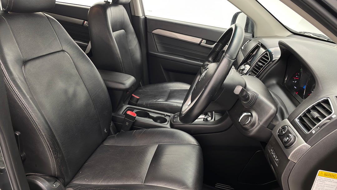 2016 Holden Captiva Ltz, Automatic, 88236 km, Right Side Front Door Cabin View