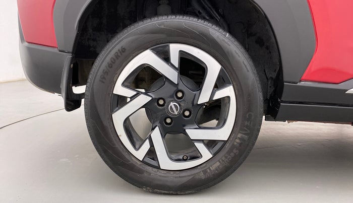 2021 Nissan MAGNITE XV TURBO CVT DUAL TONE, Petrol, Automatic, 25,870 km, Right Rear Wheel