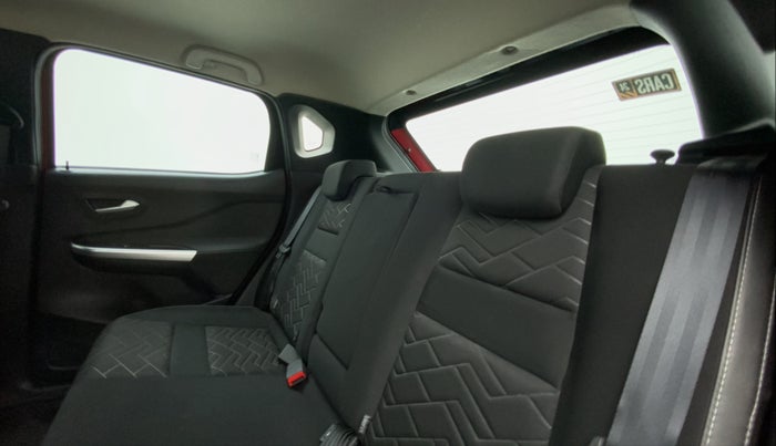 2021 Nissan MAGNITE XV TURBO CVT DUAL TONE, Petrol, Automatic, 25,870 km, Right Side Rear Door Cabin