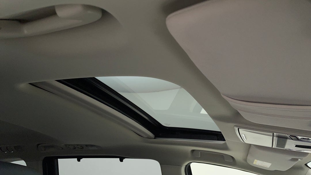 Interior Sunroof/Moonroof