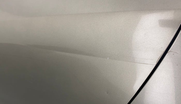 2018 Maruti Swift VXI AMT D, Petrol, Automatic, 29,723 km, Rear left door - Minor scratches