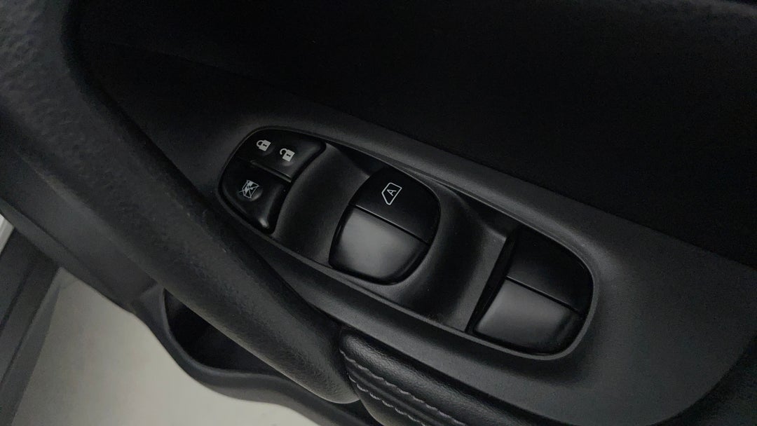 2019 Nissan X-trail St (2WD), Automatic, 75308 km, Drivers Side Door Panel Controls