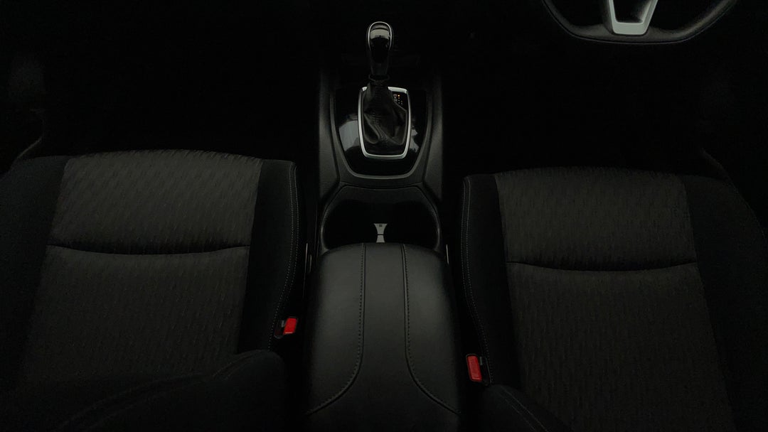 2019 Nissan X-trail St (2WD), Automatic, 75308 km, Center Console