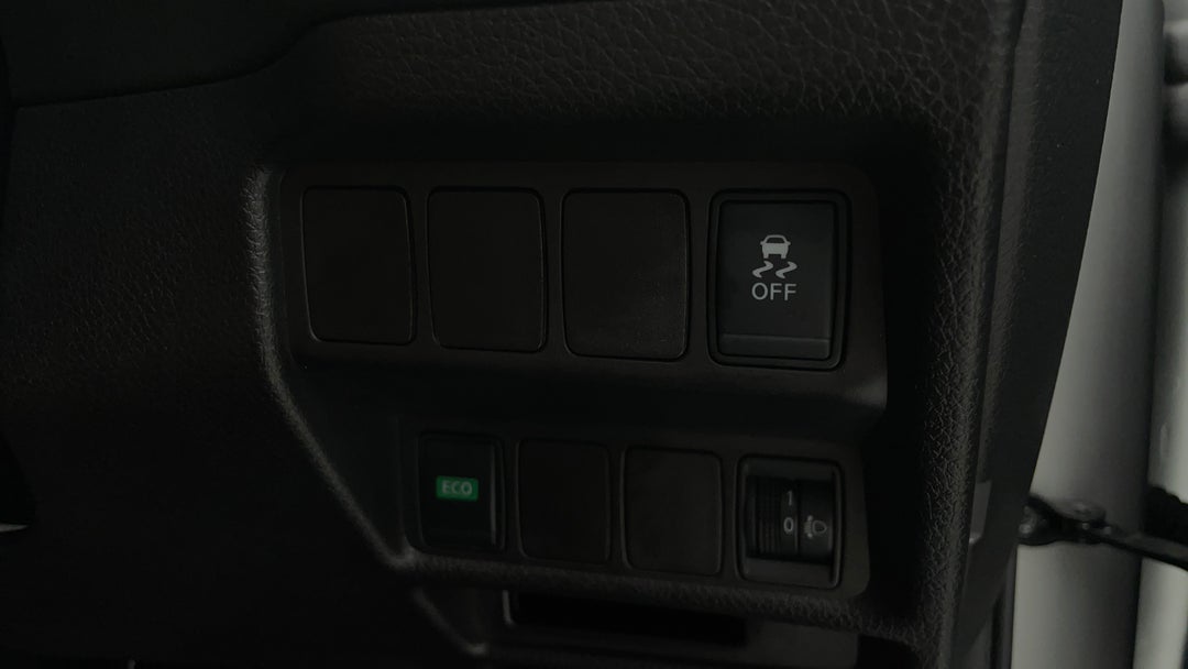 2019 Nissan X-trail St (2WD), Automatic, 75308 km, Utility Switches/Buttons