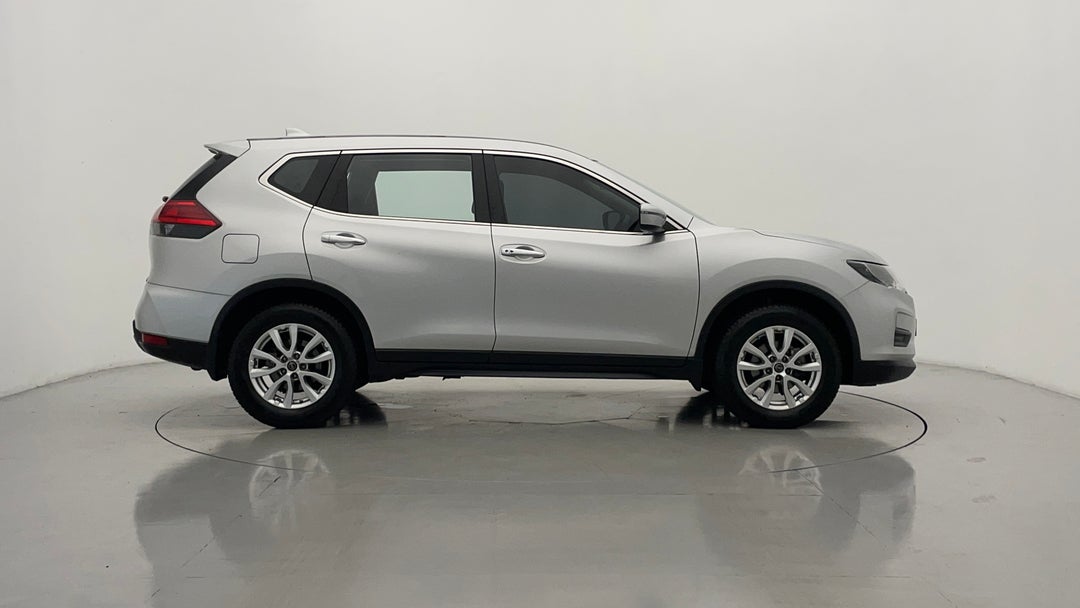 2019 Nissan X-trail St (2WD), Automatic, 75308 km, Right Side View