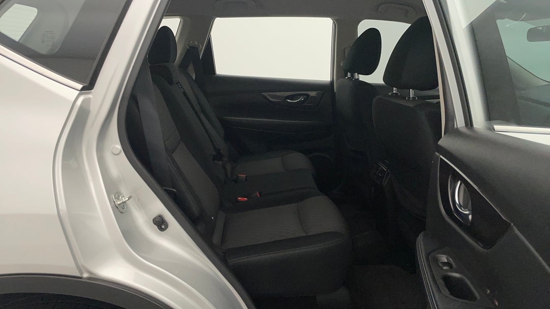 2019 Nissan X-trail St (2WD), Automatic, 75308 km, Right Side Rear Door Cabin View