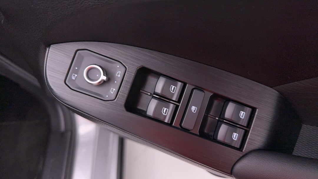 2024 GWM Haval Jolion Lux Hybrid, Automatic, 17904 km, Drivers Side Door Panel Controls