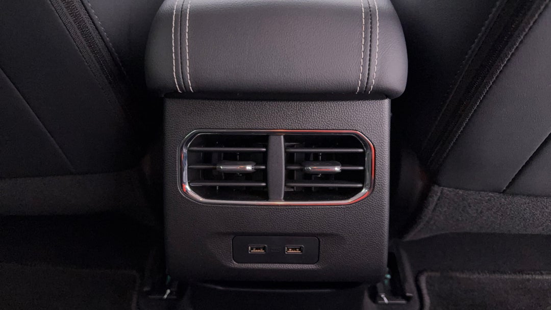 2024 GWM Haval Jolion Lux Hybrid, Automatic, 17904 km, Rear A/C Vent