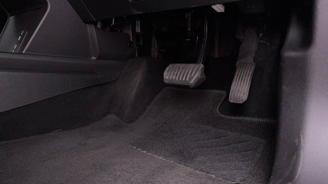 2024 GWM Haval Jolion Lux Hybrid, Automatic, 17904 km, Pedals and Footmat