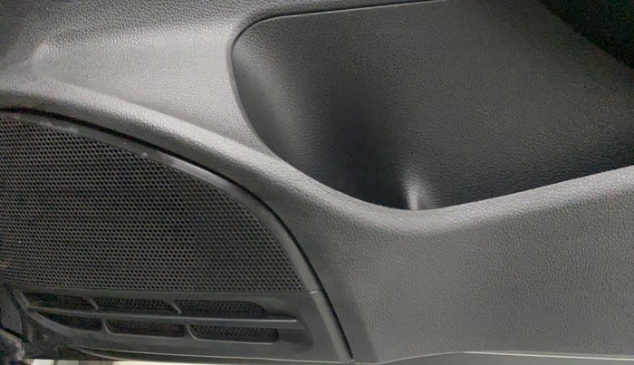 2016 Volkswagen Ameo HIGHLINE1.2L, CNG, Manual, 81,105 km, Speaker