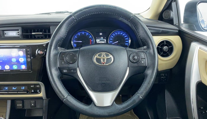 2017 Toyota Corolla Altis GL, Petrol, Manual, 45,060 km, Steering Wheel Close Up