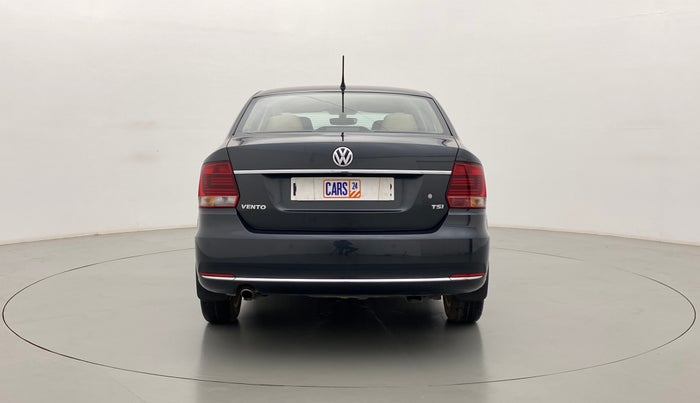 2017 Volkswagen Vento 1.2 TSI HIGHLINE PLUS AT, Petrol, Automatic, 69,593 km, Back/Rear