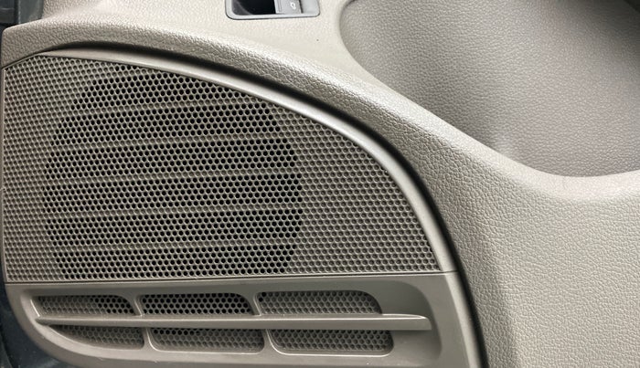 2017 Volkswagen Vento 1.2 TSI HIGHLINE PLUS AT, Petrol, Automatic, 69,593 km, Speaker