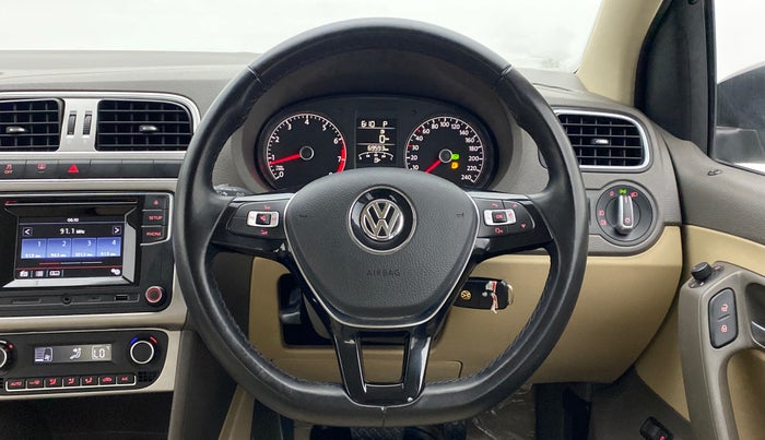 2017 Volkswagen Vento 1.2 TSI HIGHLINE PLUS AT, Petrol, Automatic, 69,593 km, Steering Wheel Close Up