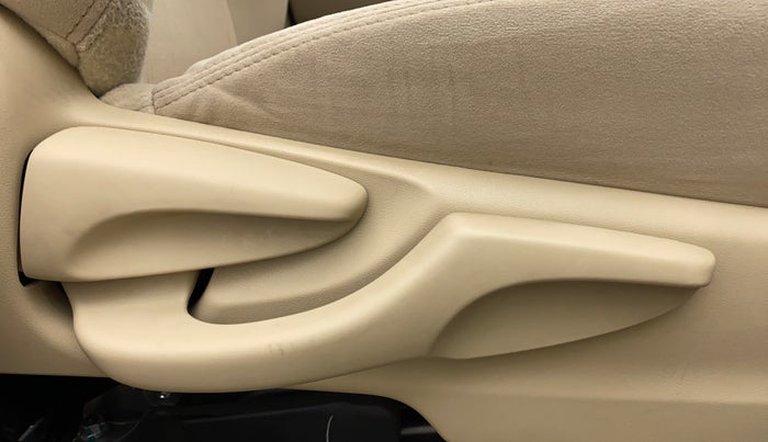 2019 Toyota YARIS G CVT, Petrol, Automatic, 12,233 km, Driver Side Adjustment Panel