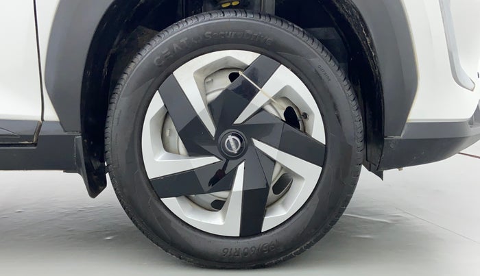 2022 Nissan MAGNITE XE, Petrol, Manual, 11,565 km, Right Front Wheel