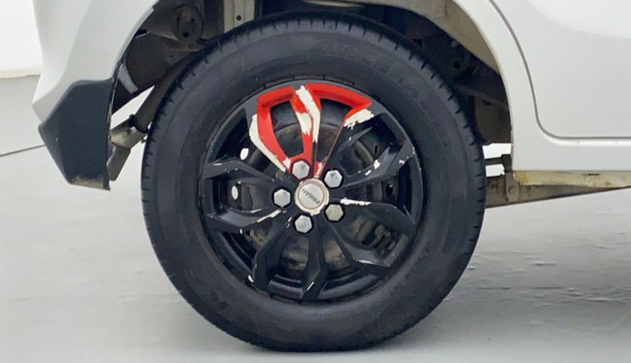 2019 Maruti Alto LXI, Petrol, Manual, 45,608 km, Right Rear Wheel