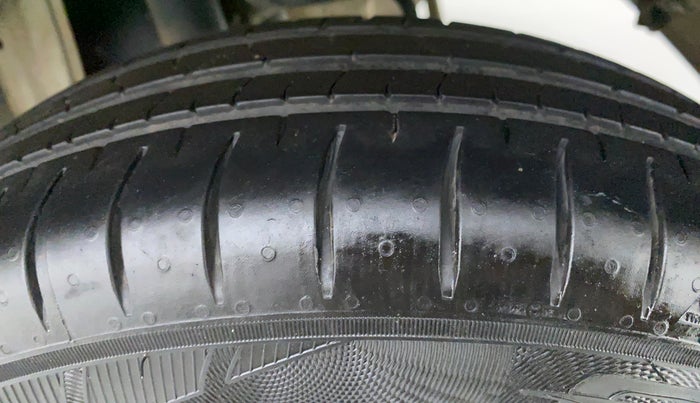 2019 Maruti Alto LXI, Petrol, Manual, 45,608 km, Left Rear Tyre Tread