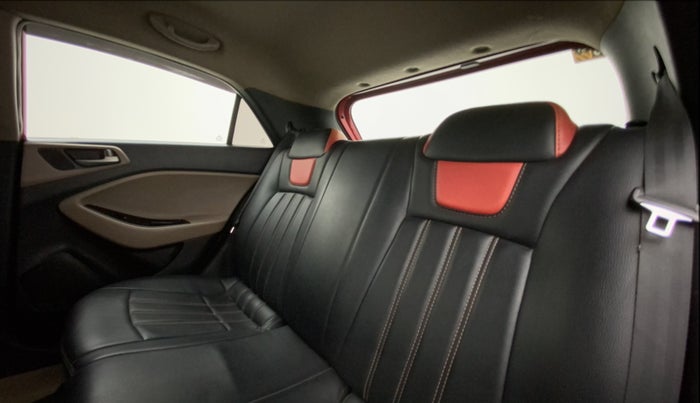 2015 Hyundai Elite i20 MAGNA 1.4 CRDI, Diesel, Manual, 82,687 km, Right Side Rear Door Cabin