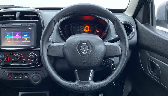 2018 Renault Kwid 1.0 RXT Opt, Petrol, Manual, 7,673 km, Steering Wheel Close Up
