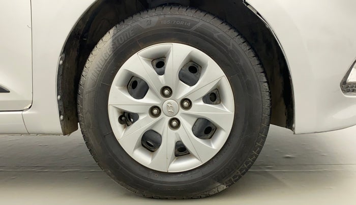2014 Hyundai Elite i20 SPORTZ 1.2, Petrol, Manual, 81,958 km, Right Front Wheel