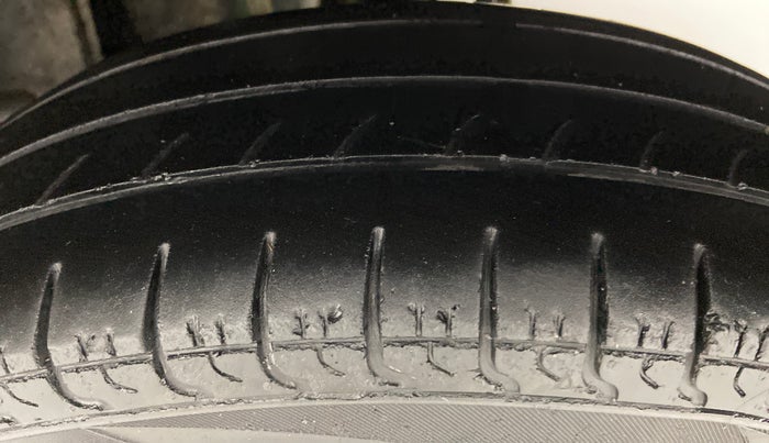 2012 Maruti Alto LXI, Petrol, Manual, 59,519 km, Left Rear Tyre Tread