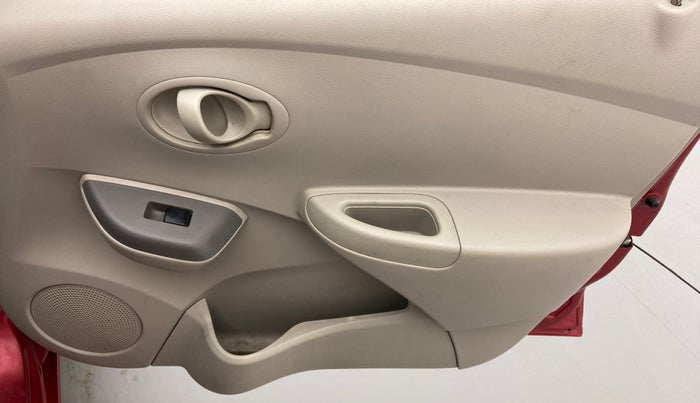 2015 Datsun Go T (O), Petrol, Manual, 67,698 km, Driver Side Door Panels Control