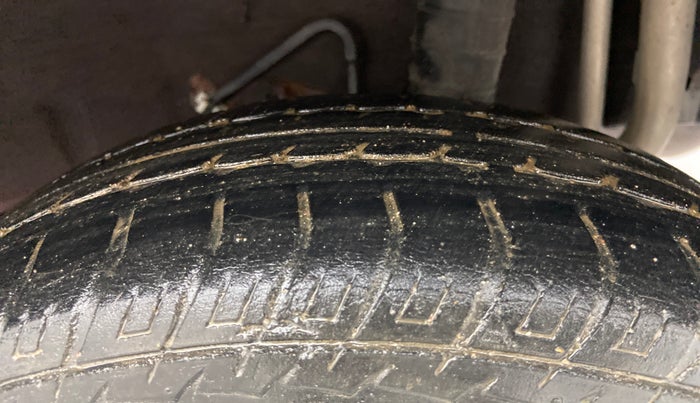 2015 Datsun Go T (O), Petrol, Manual, 67,698 km, Left Rear Tyre Tread