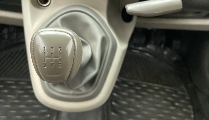 2015 Datsun Go T (O), Petrol, Manual, 67,698 km, Gear Lever