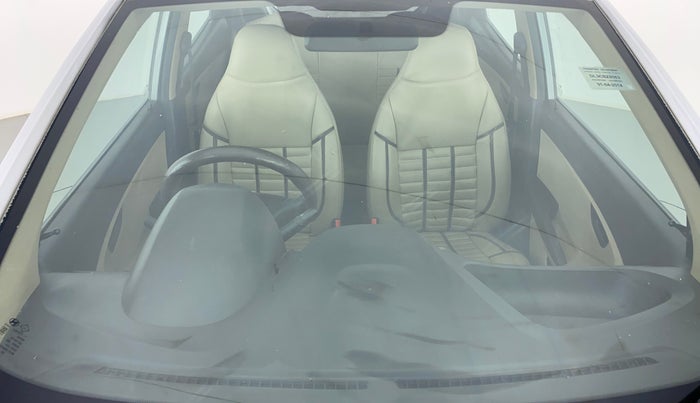 2014 Hyundai Eon MAGNA PLUS, Petrol, Manual, 34,328 km, Front windshield - Minor spot on windshield