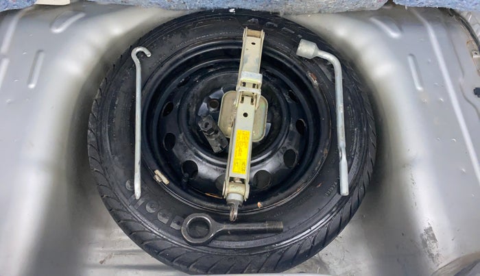 2014 Hyundai Eon MAGNA PLUS, Petrol, Manual, 34,328 km, Spare Tyre