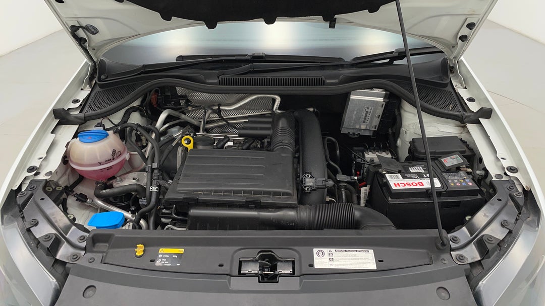 Open Bonnet (Engine)