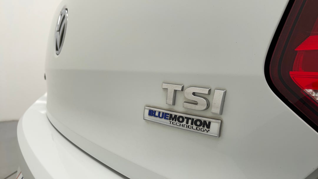 Badge (Boot Right Side)