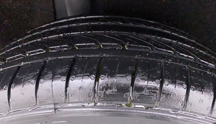 2018 Maruti Baleno ZETA 1.2 K12, Petrol, Manual, 32,801 km, Right Rear Tyre Tread