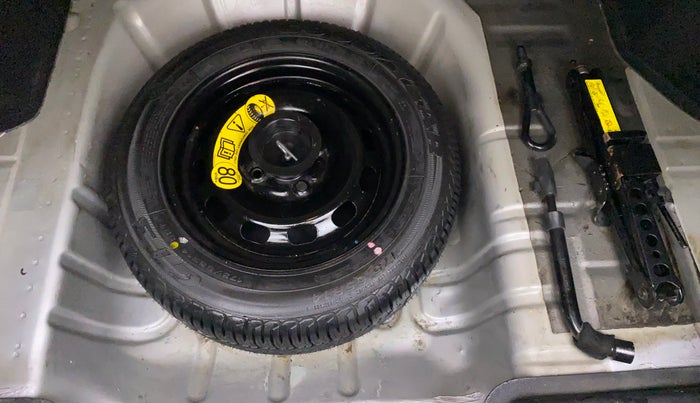 2012 Ford Fiesta TITANIUM DIESEL, Diesel, Manual, 68,356 km, Spare Tyre