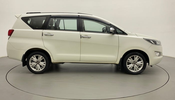 2016 Toyota Innova Crysta 2.7 ZX AT 7 STR, Petrol, Automatic, 40,801 km, Right Side View