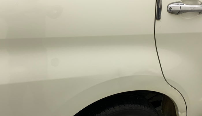 2016 Toyota Innova Crysta 2.7 ZX AT 7 STR, Petrol, Automatic, 40,801 km, Right quarter panel - Slightly dented
