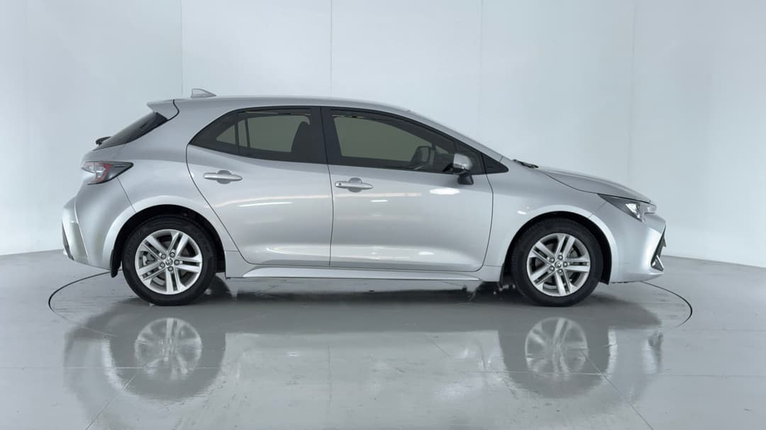2020 Toyota Corolla Ascent Sport, Automatic, 131134 km, Right Side View