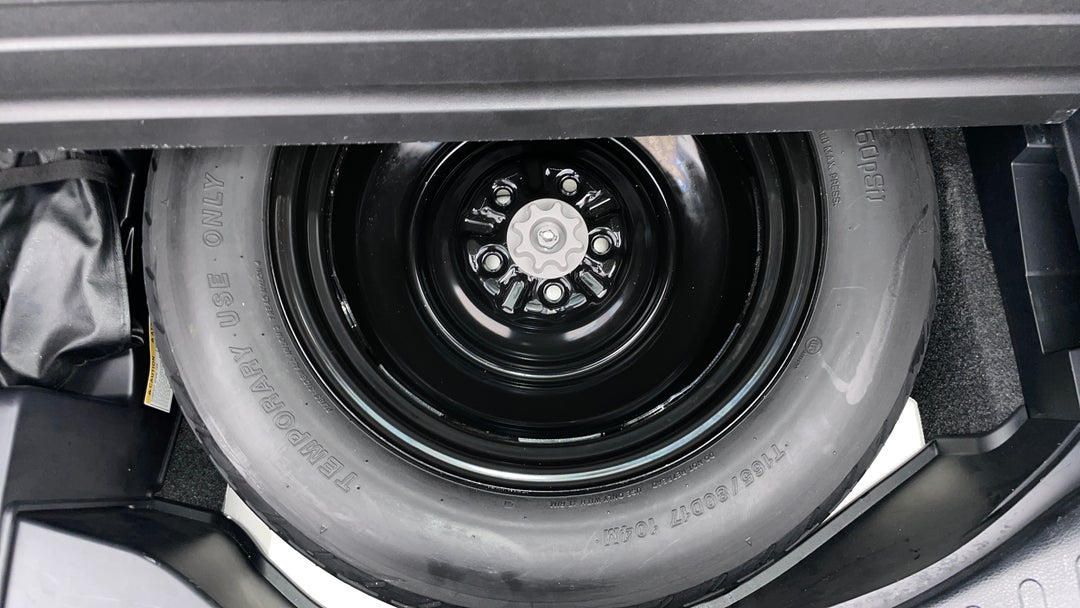 2017 Toyota RAV4 Gx (2WD), Automatic, 60833 km, Spare Wheel